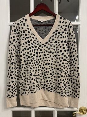 LOFT Women’s Cream Animal Print Wool Blend V-Neck Sweater Size L